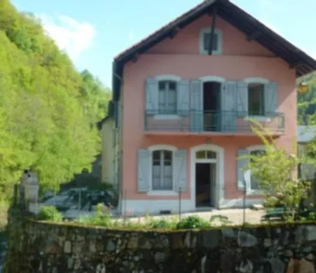 Mont-rouch Communal Tatil Evi