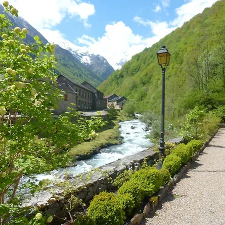 Mont-rouch Communal Hébergement de vacances *
