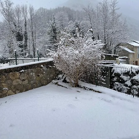 Mont-rouch Communal Tatil Evi *