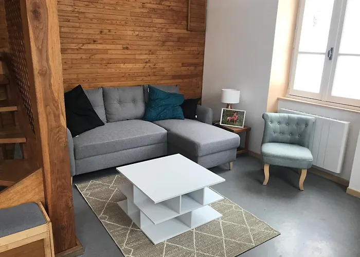 Hébergement de vacances Mont-rouch Communal